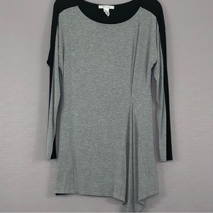 WHBM T-Shirt Dress in Gray and Black. SZ S